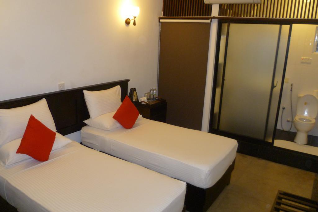 Casons B&B โคลอมโบ ภายนอก รูปภาพ
